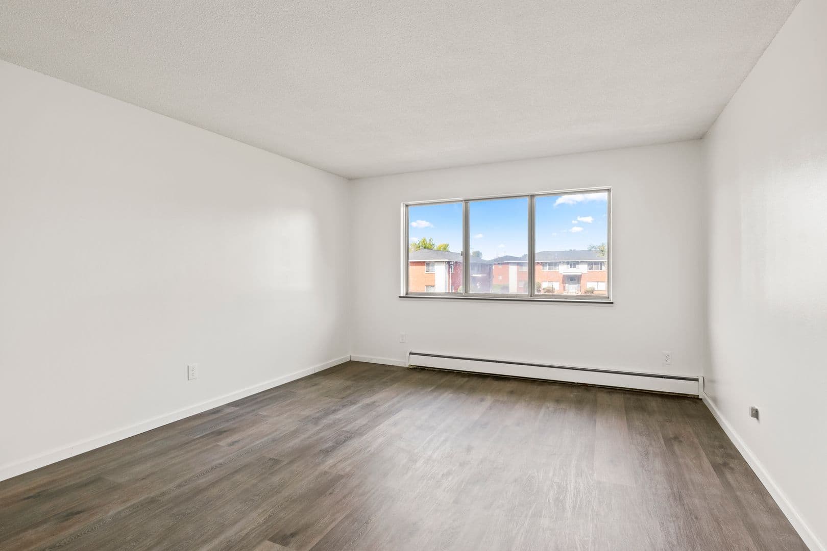 Rochester Apartment: 1031 Emerson St