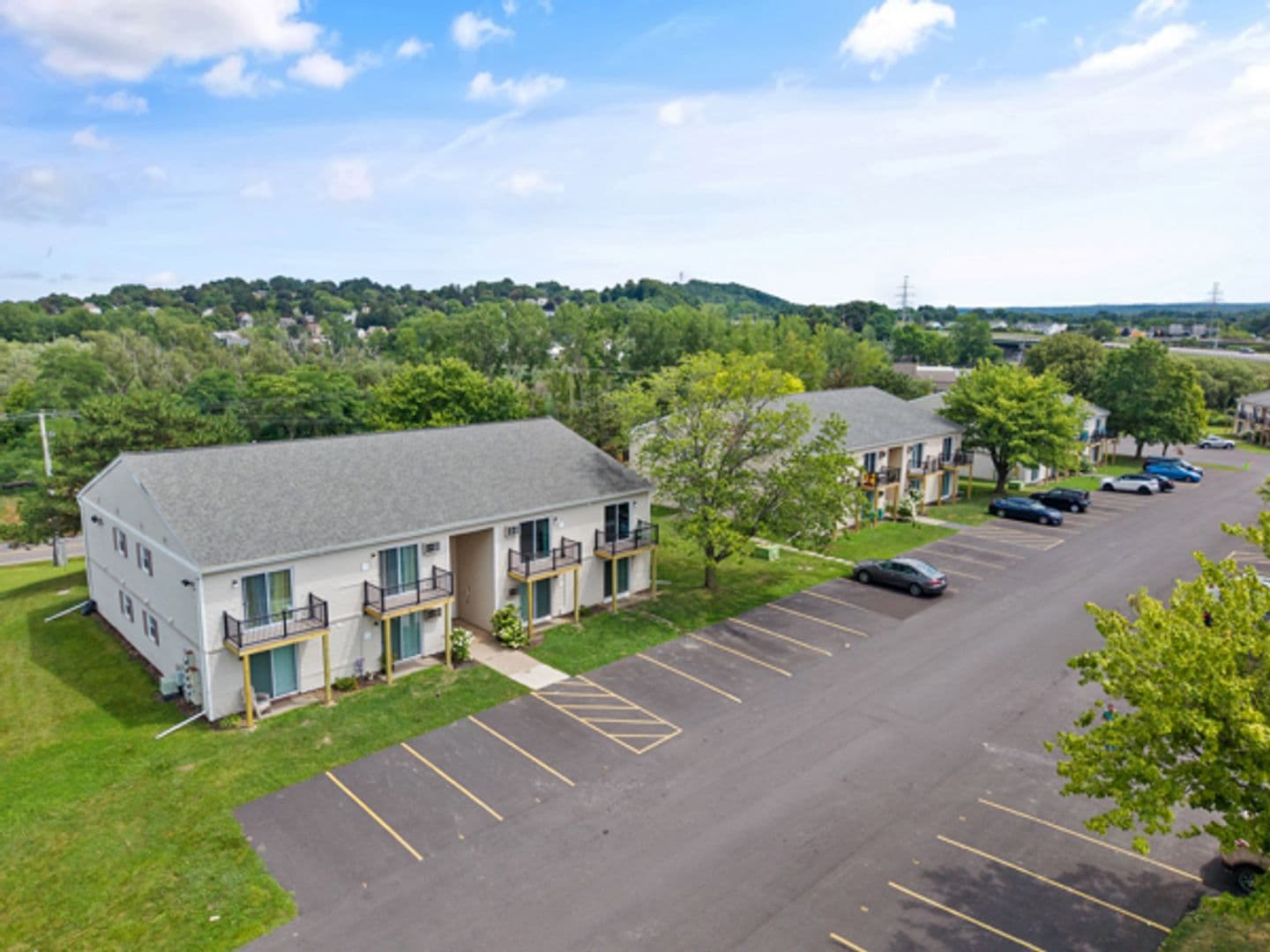 Syracuse Apartment: 458 Horan Rd