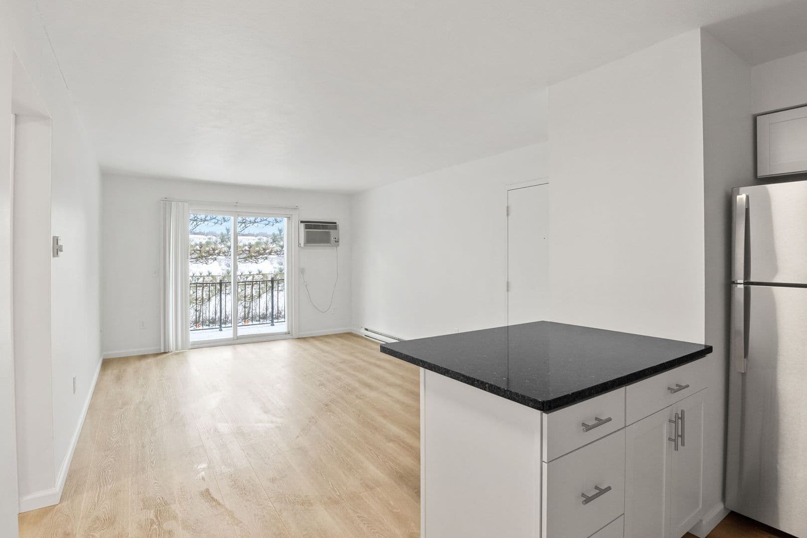 Syracuse Apartment: 458 Horan Rd