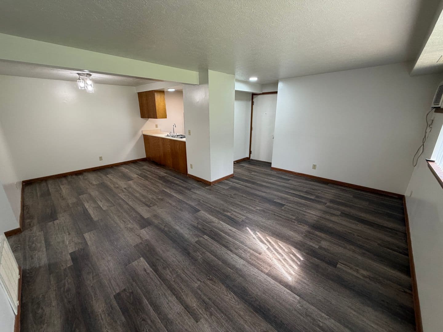Niles Apartment: 2207 Spansail Drive