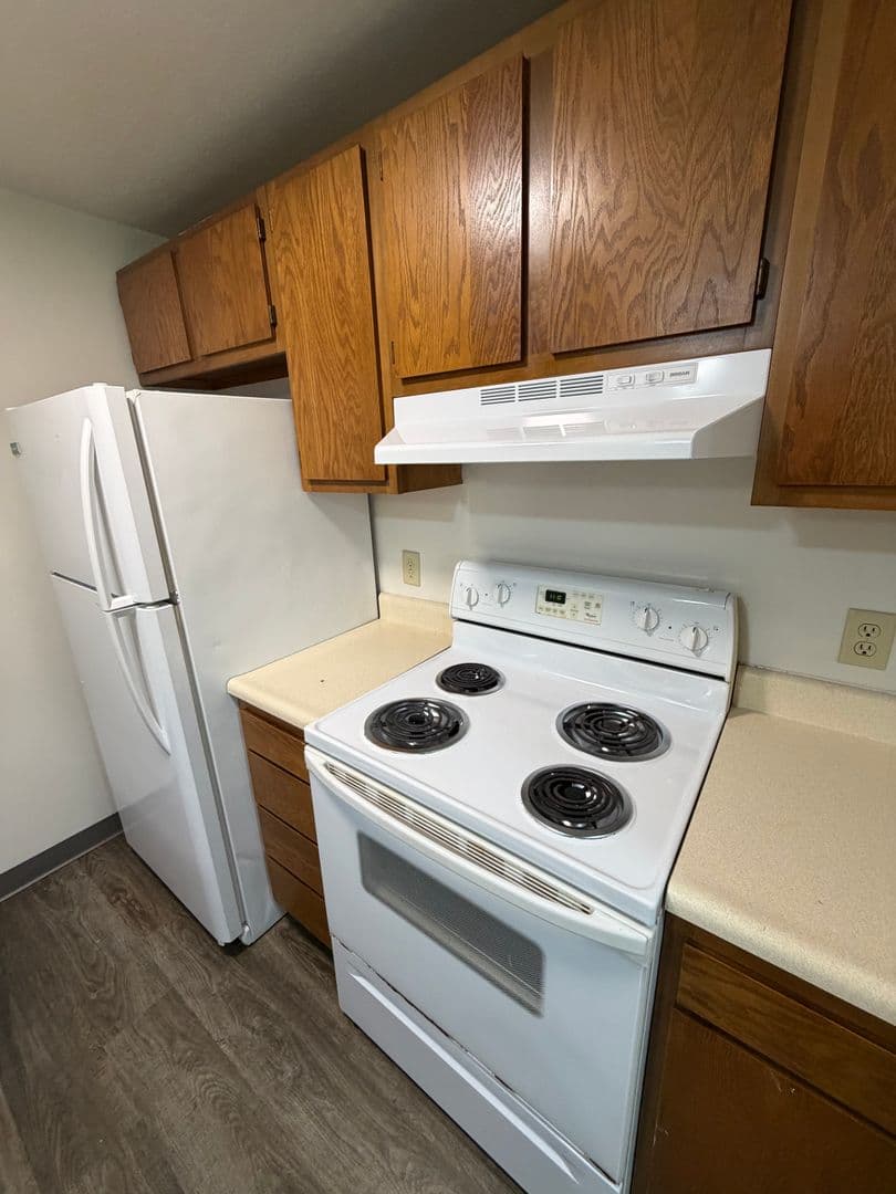 Niles Apartment: 2207 Spansail Drive