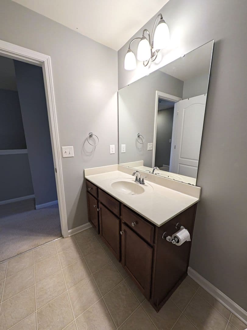 Mint Hill House: 3017 Coventry Commons Dr