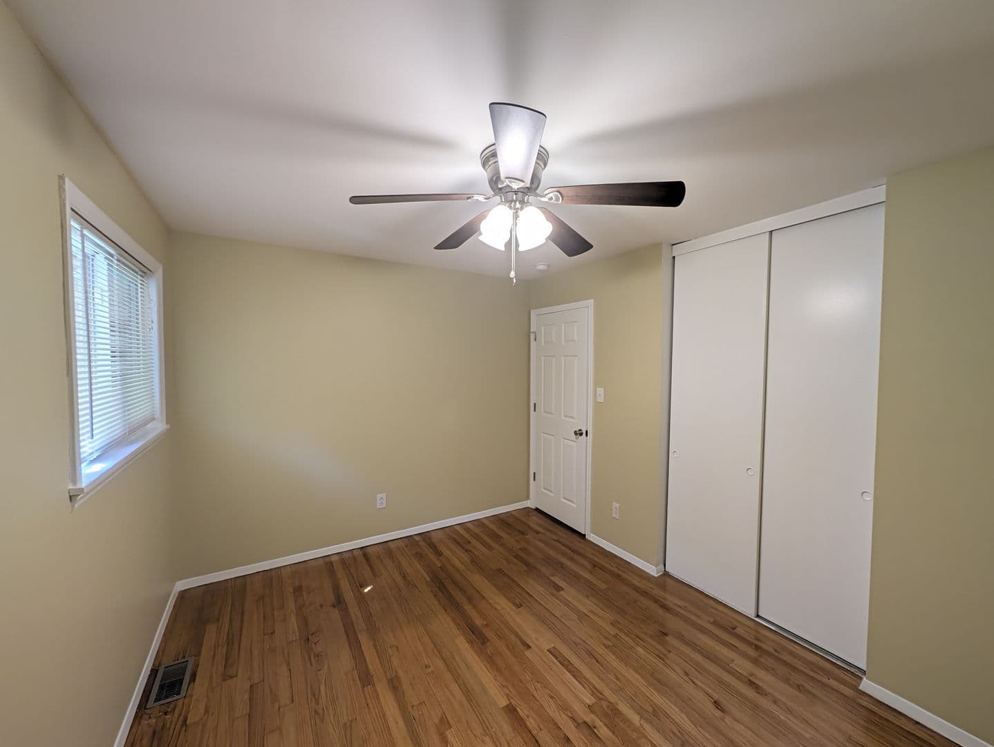 Charlotte House: 201 Echodale Dr