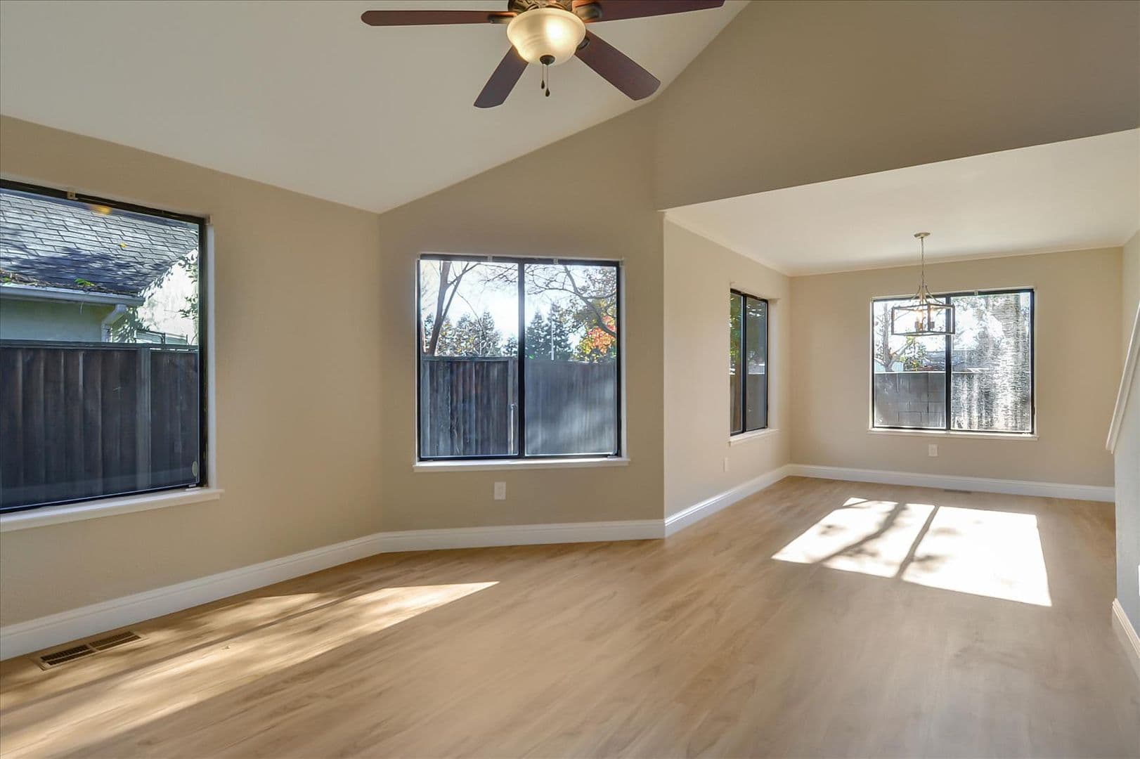 Brentwood House: 970 Antelope Terr