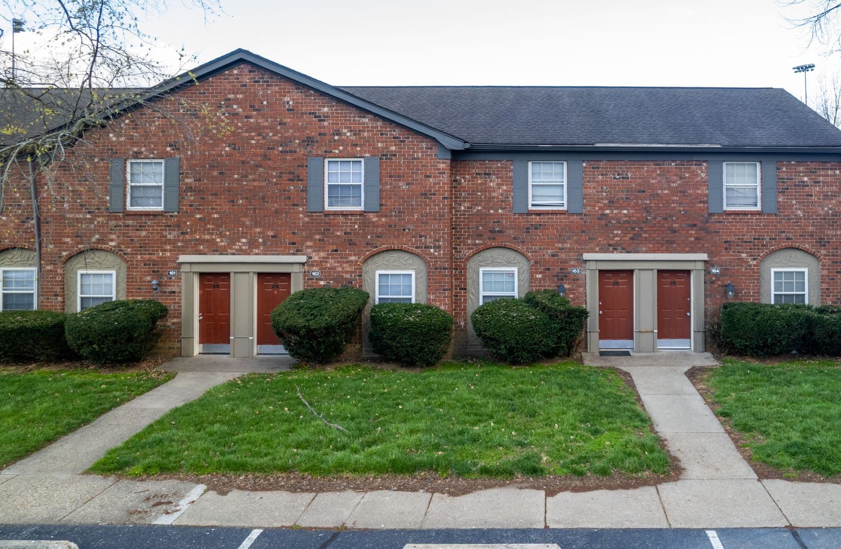 Clarksville Apartment: 600 Cambridge Blvd