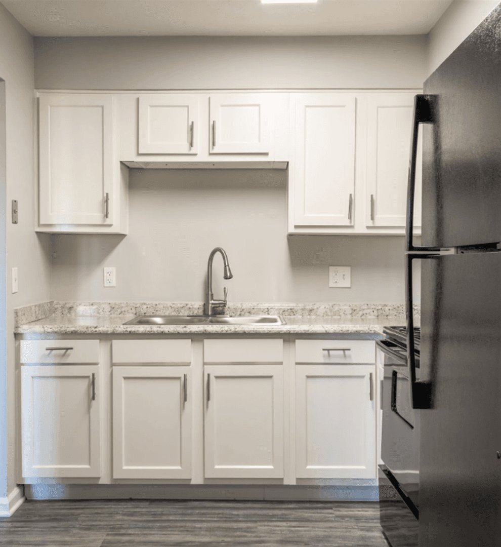 Clarksville Apartment: 600 Cambridge Blvd