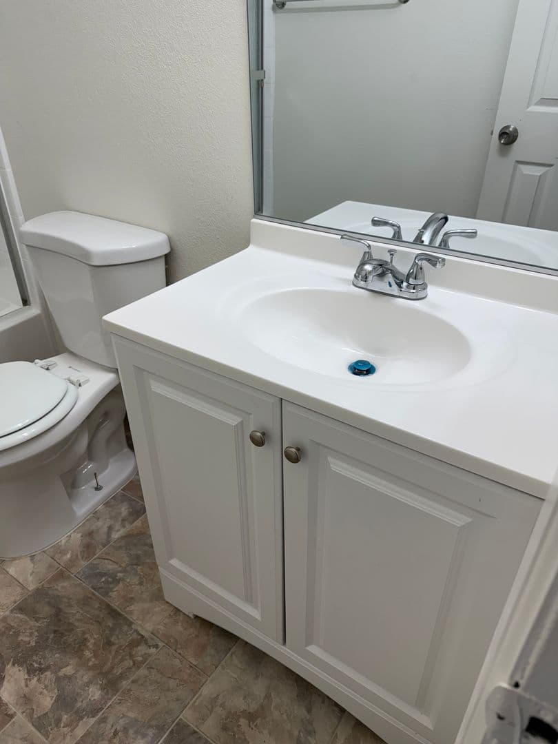 Santa Ana Apartment: 919 and 1001 South Lyon Street