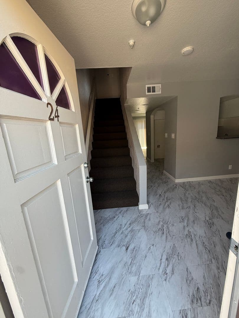 Santa Ana Apartment: 919 and 1001 South Lyon Street