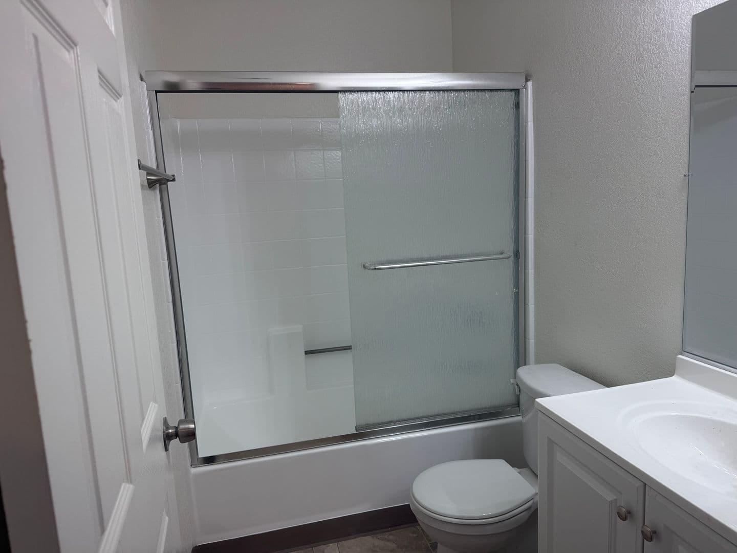 Santa Ana Apartment: 919 and 1001 South Lyon Street