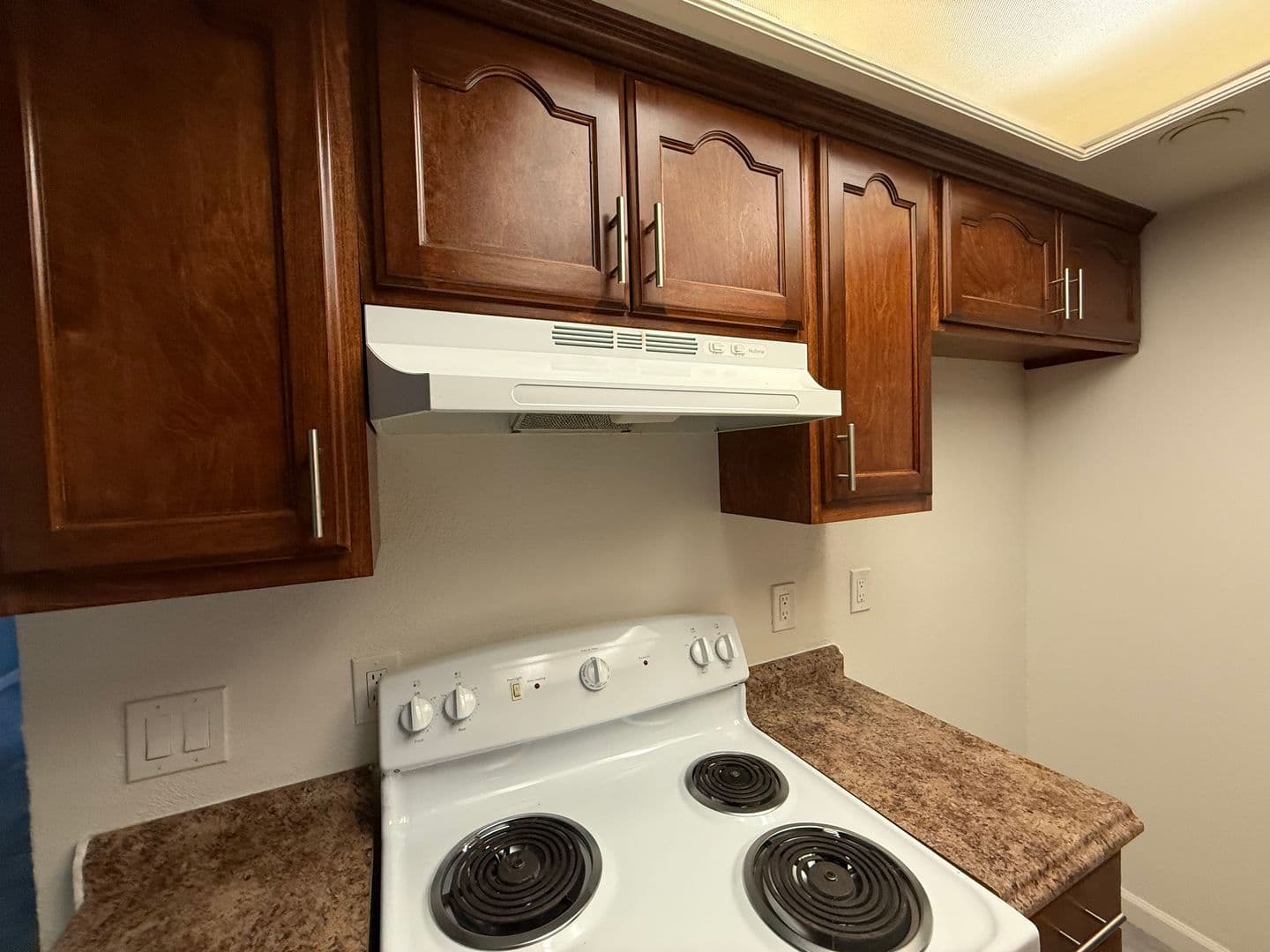 Santa Ana Apartment: 1401 North Ross Street