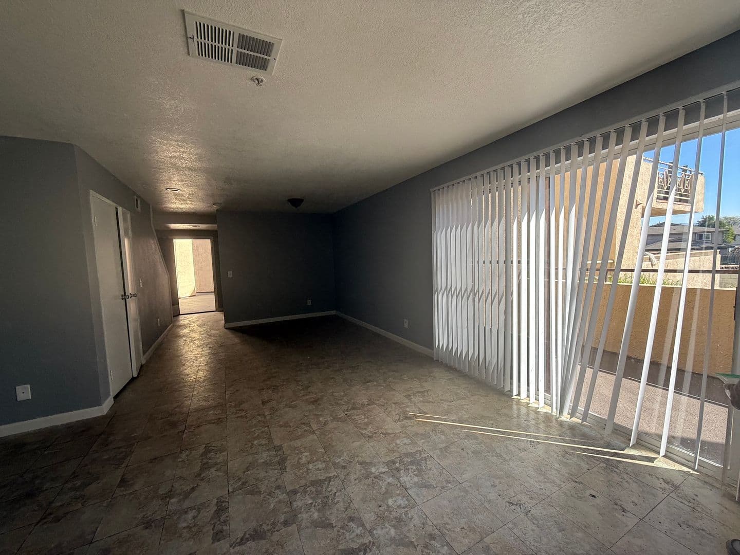 Santa Ana Apartment: 919 and 1001 South Lyon Street
