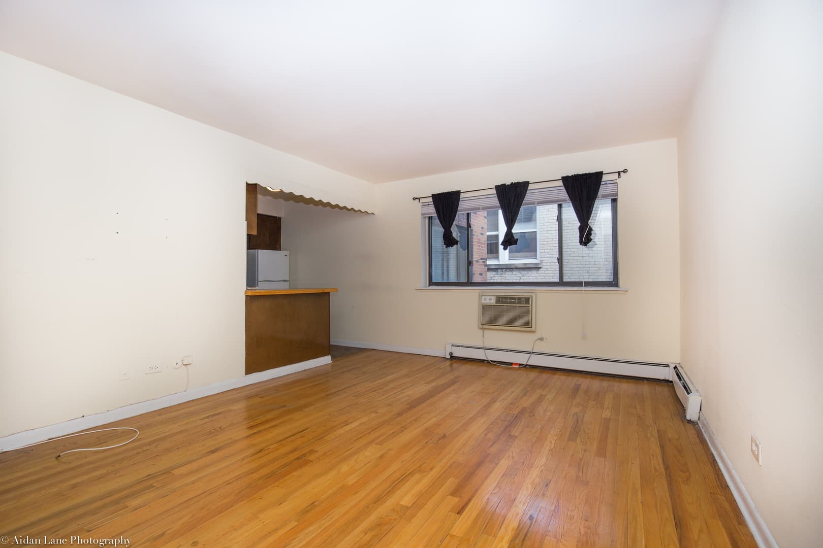 Chicago Apartment: 421-31 W. Barry