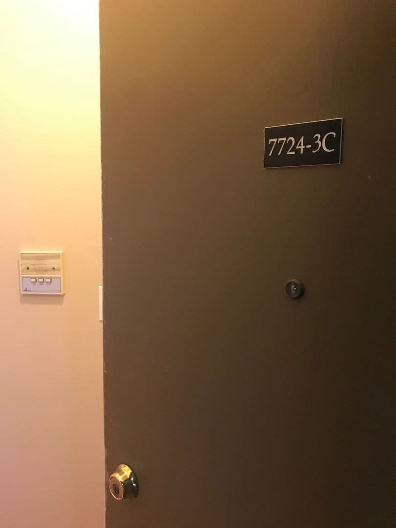 Chicago Apartment: 7722-28 N. Marshfield