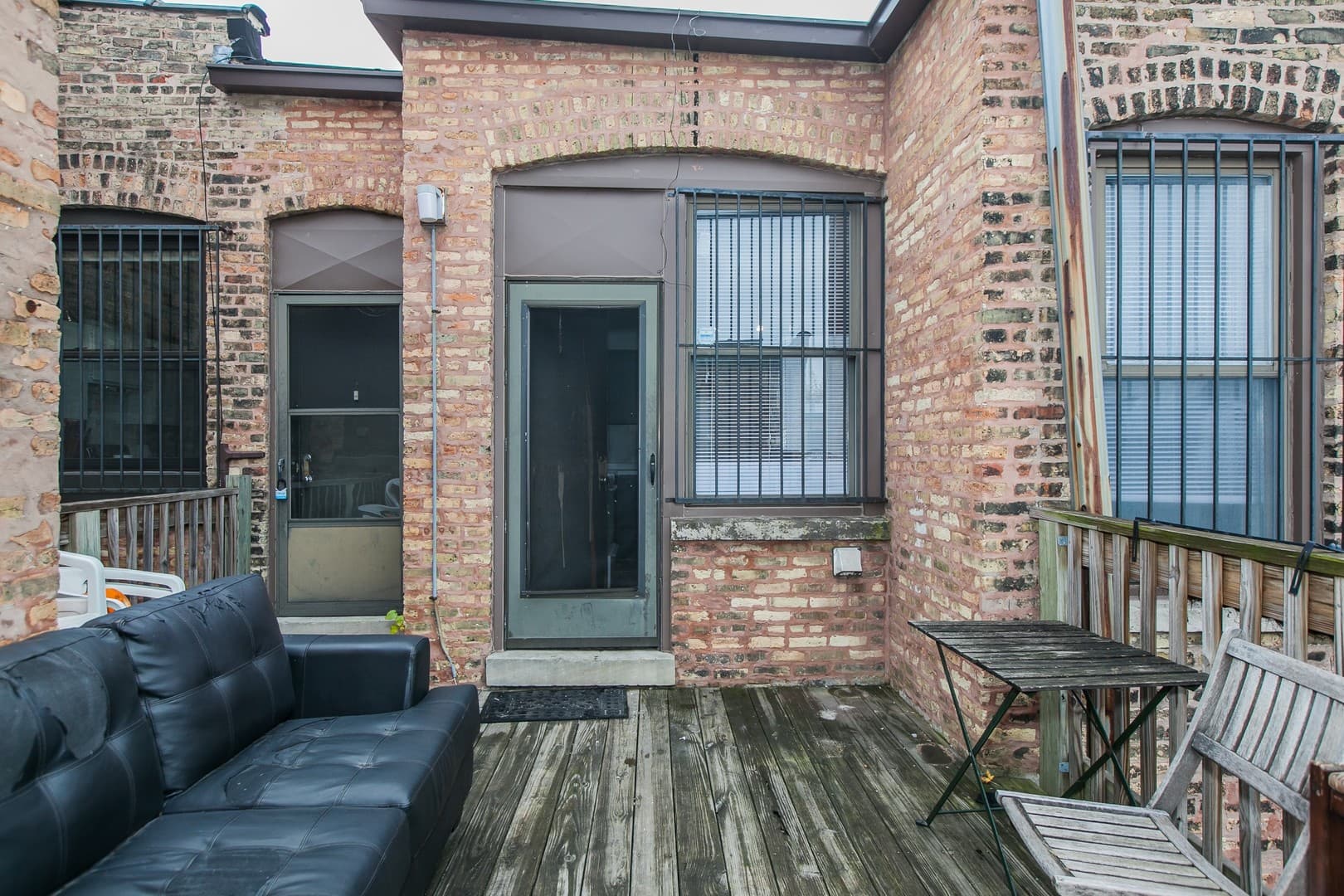 Chicago Apartment: 3450-56 N. Elaine Place