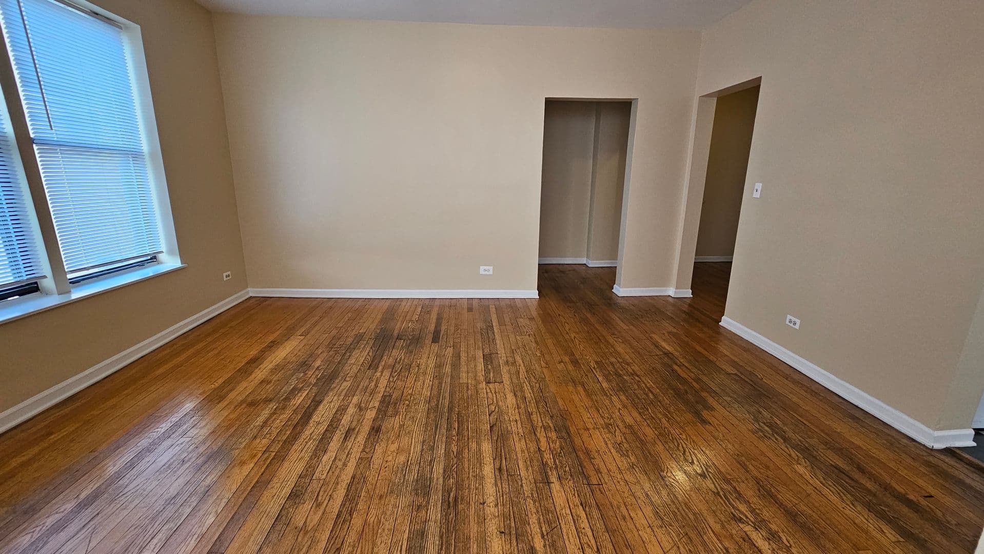 Chicago Apartment: 7722-28 N. Marshfield