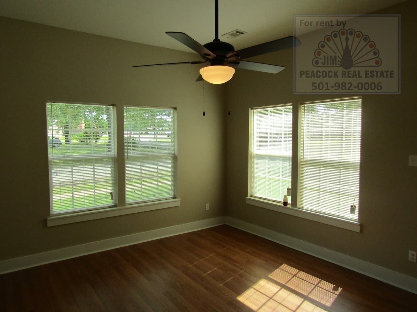 Jacksonville House: 209 N. Gray Street