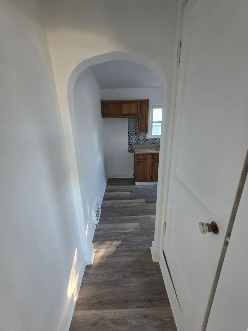 Springfield House: 2642 South 7th Street