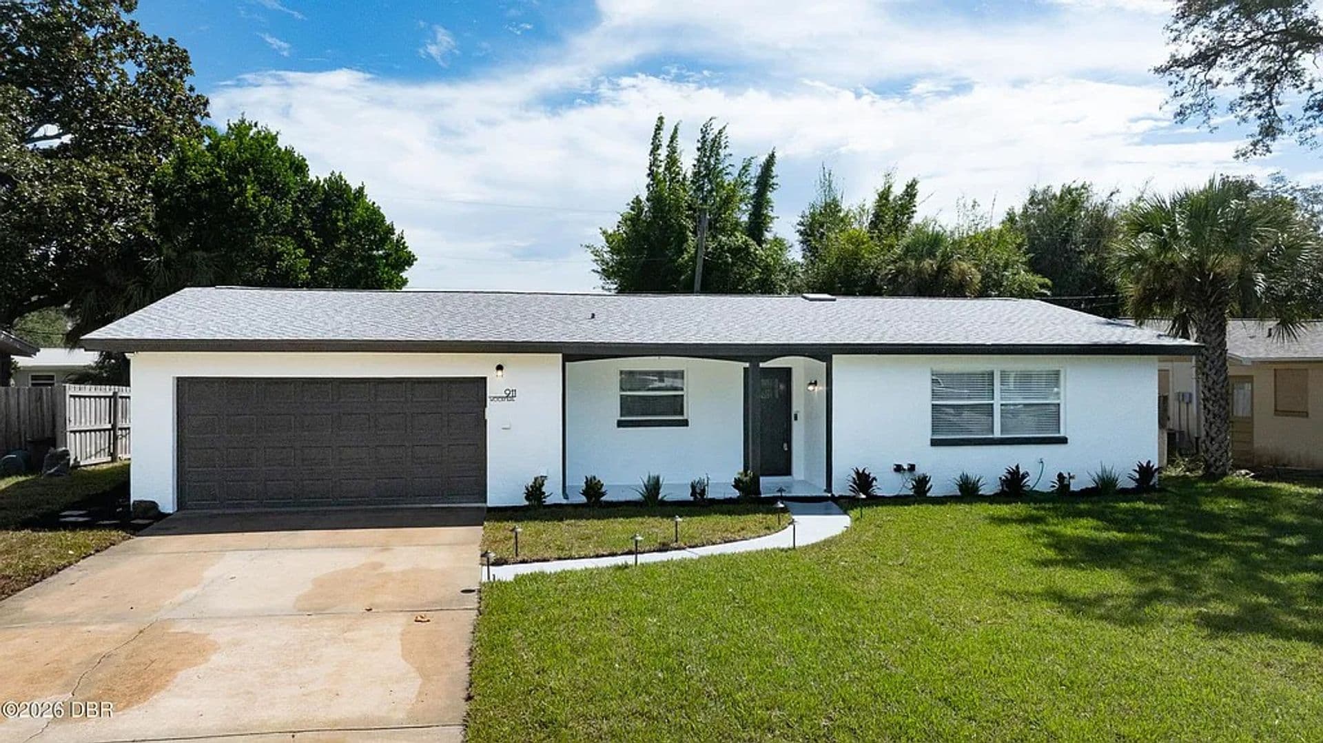 Ormond Beach House: 911 Woodmere Cir