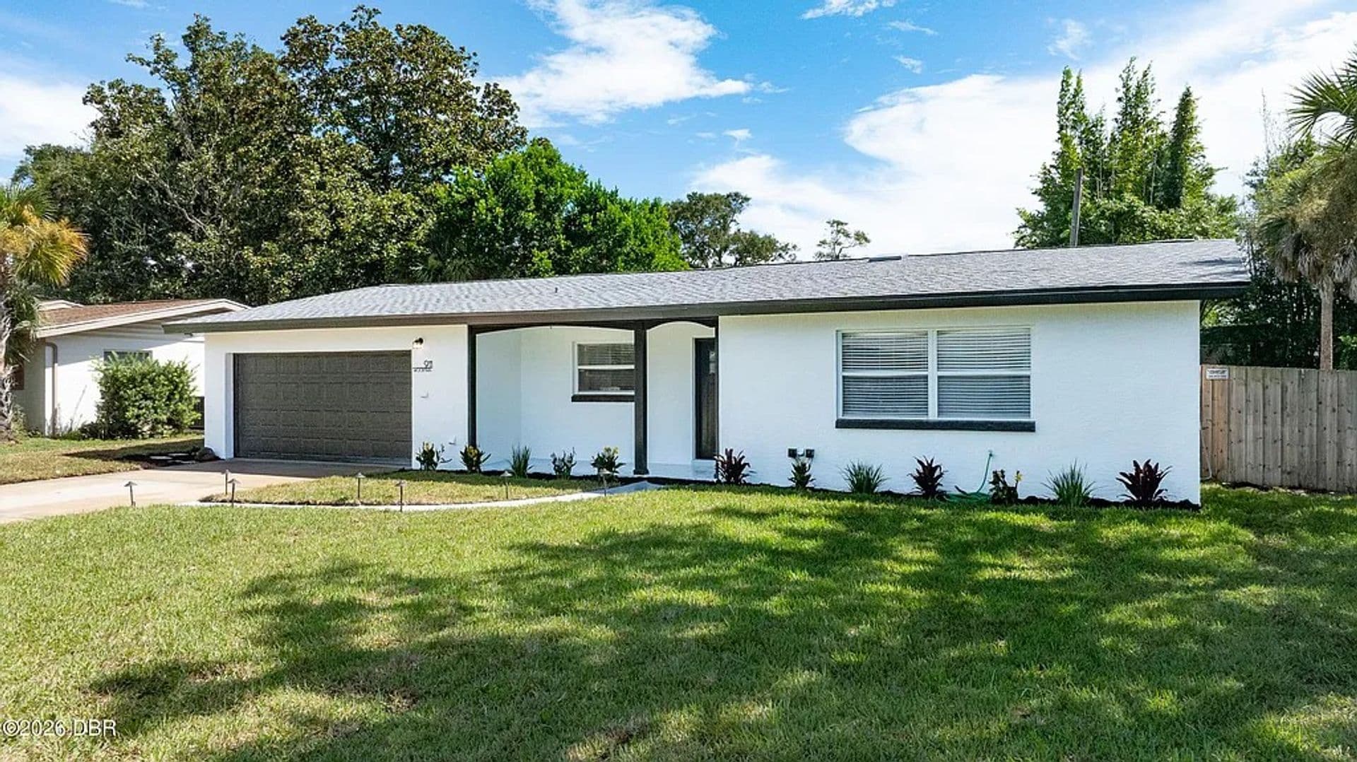 Ormond Beach House: 911 Woodmere Cir