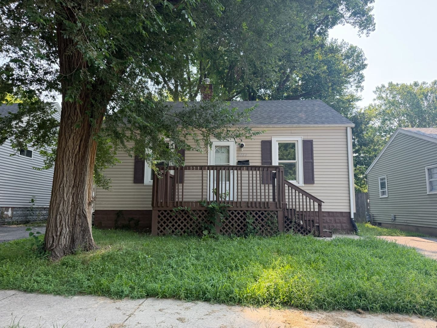 Springfield House: 2160 S Martin Luther King Jr Drive