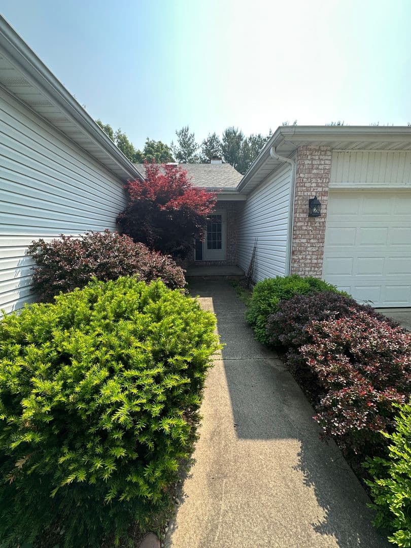 Springfield House: 2308 Checkerberry Lane