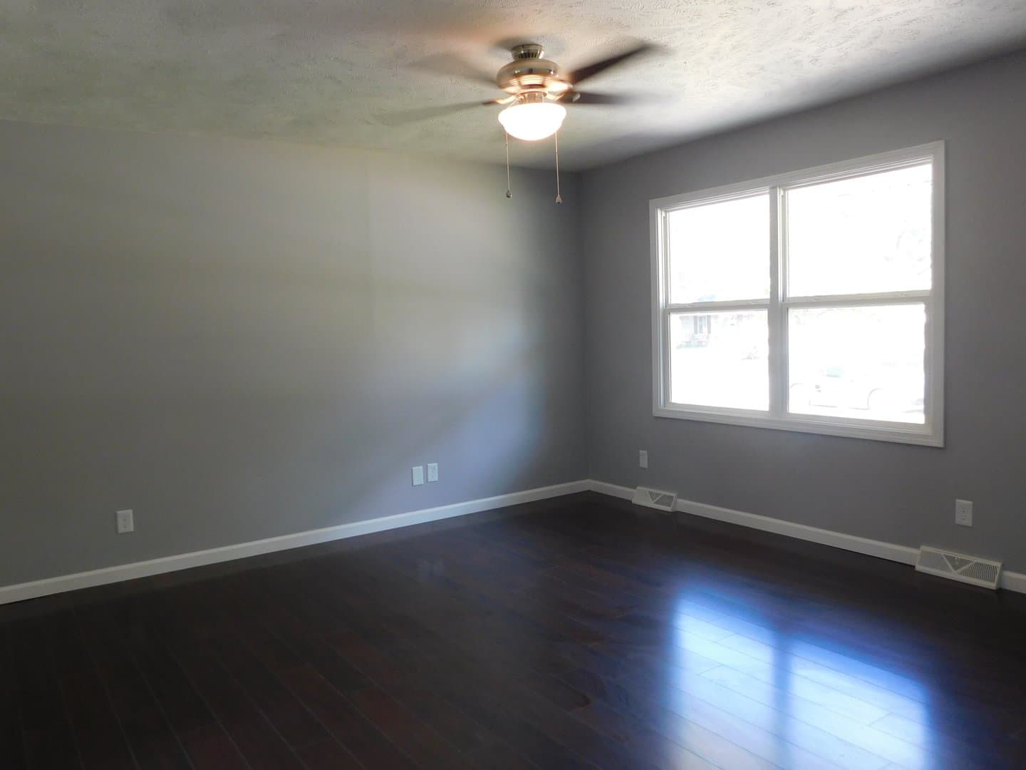Springfield House: 2730 E Black