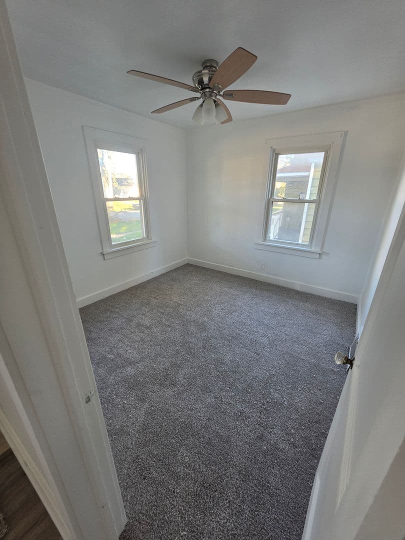 Springfield House: 2642 South 7th Street