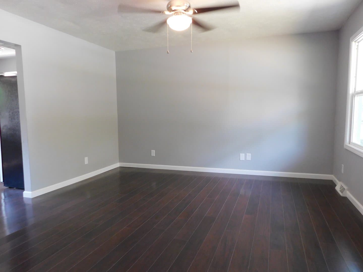 Springfield House: 2730 E Black