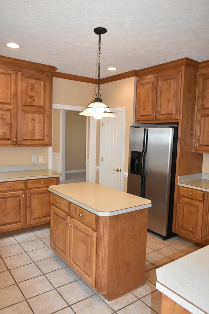 Yorktown House: 203 Richter Lane