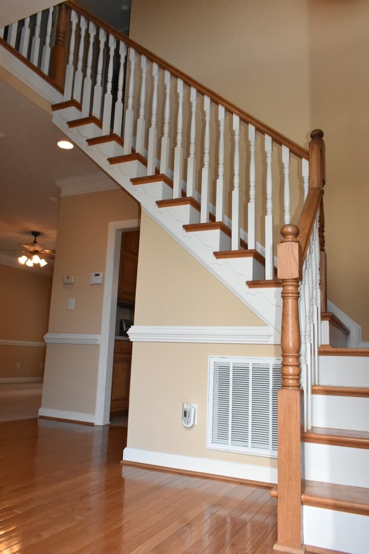 Yorktown House: 203 Richter Lane