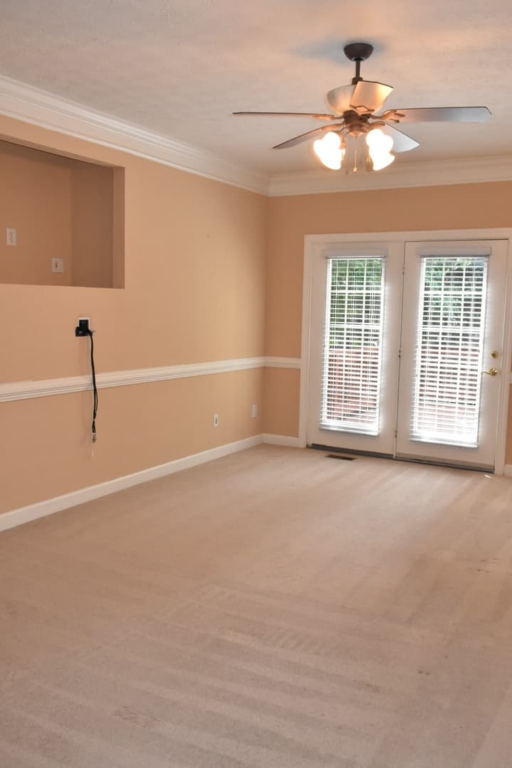 Yorktown House: 203 Richter Lane