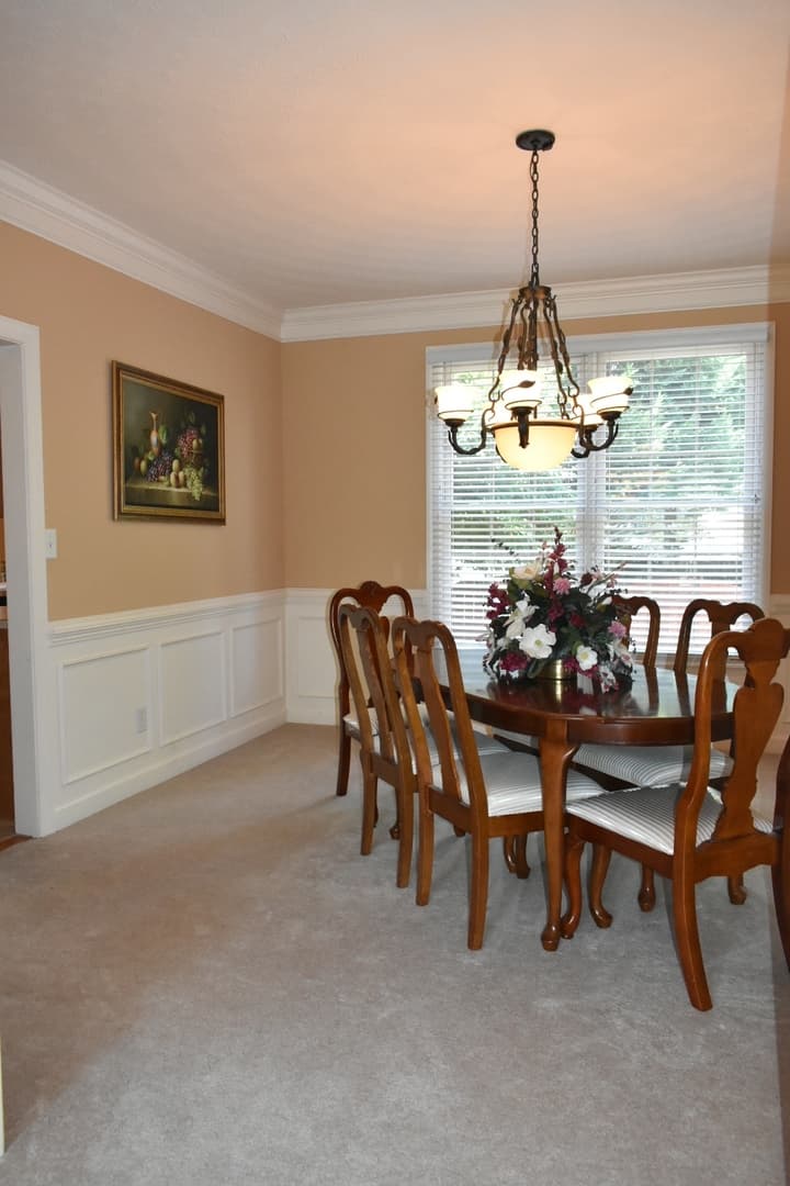 Yorktown House: 203 Richter Lane
