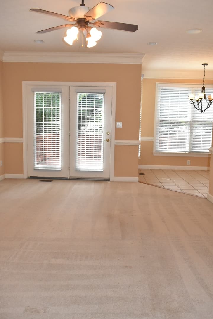 Yorktown House: 203 Richter Lane