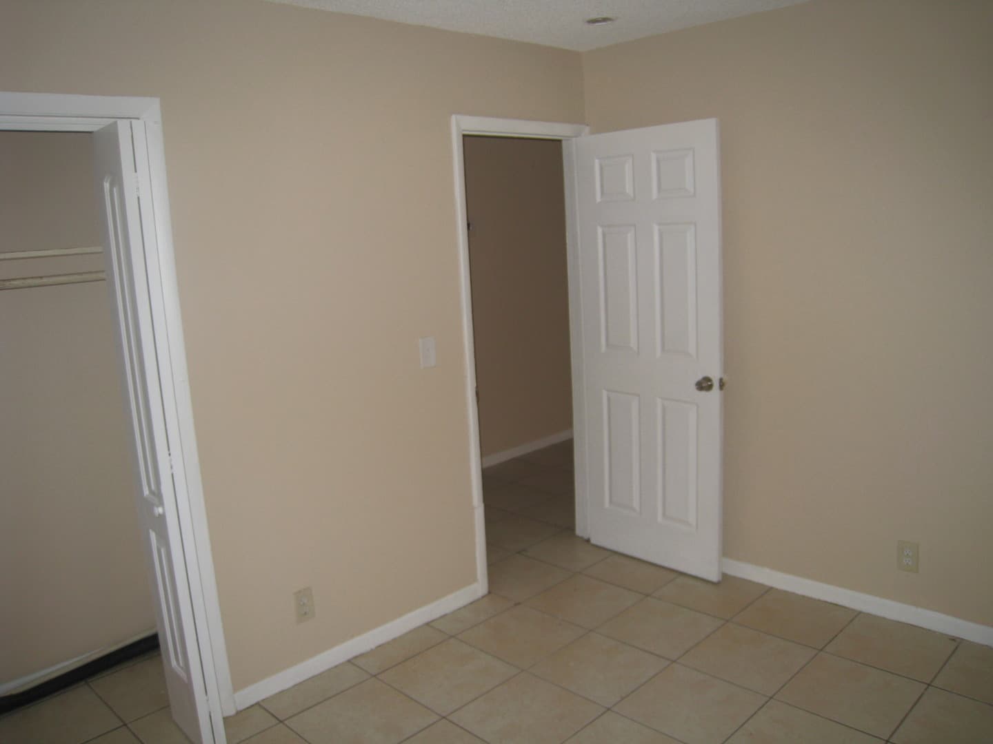 West Palm Beach Apartment: 1176 W 32nd Street