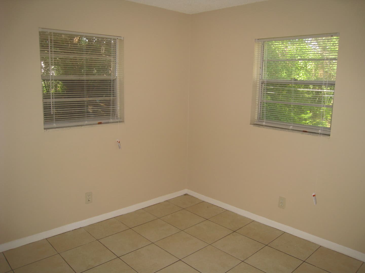 West Palm Beach Apartment: 1176 W 32nd Street