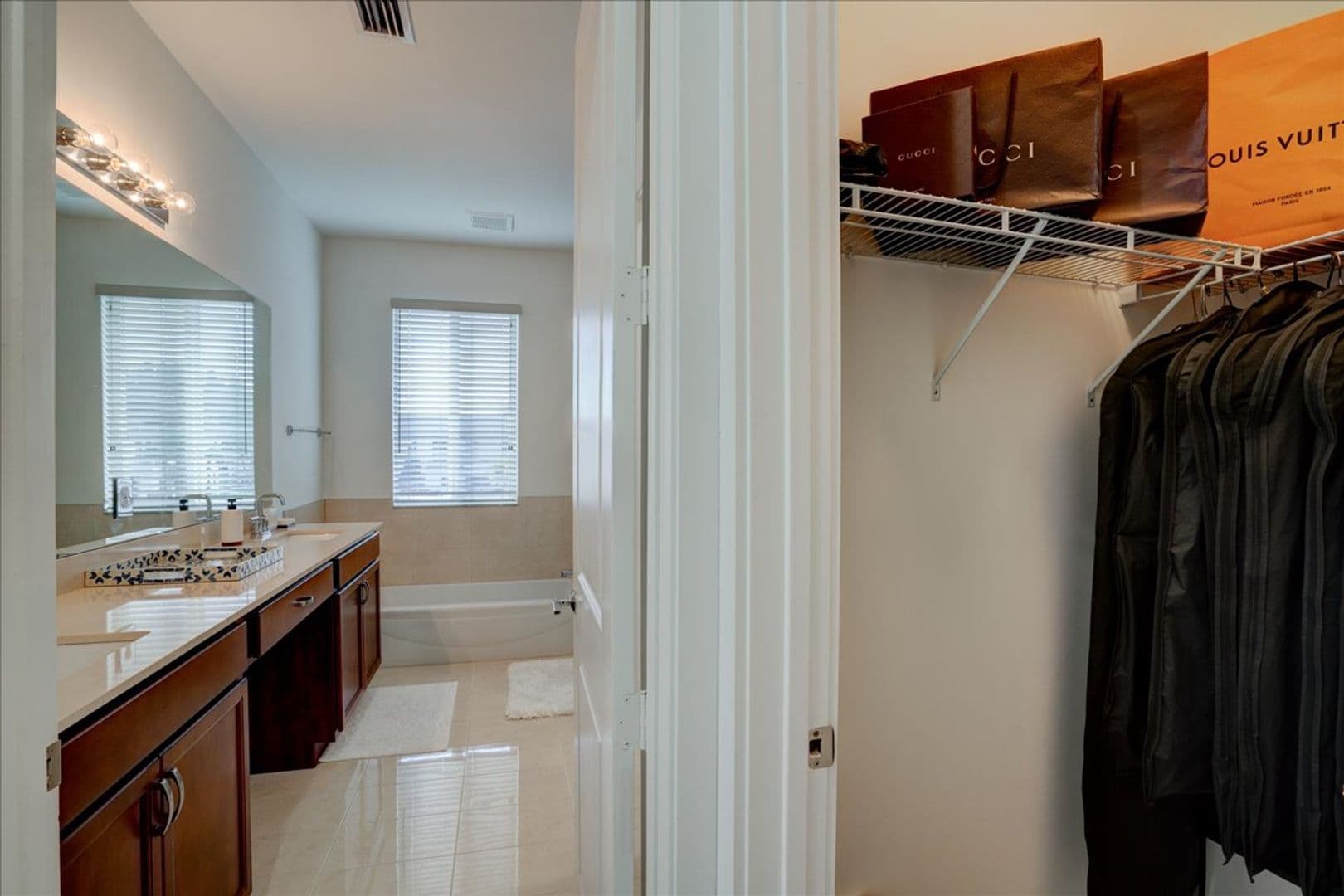 Wellington Apartment: 1451 Pioneer Way