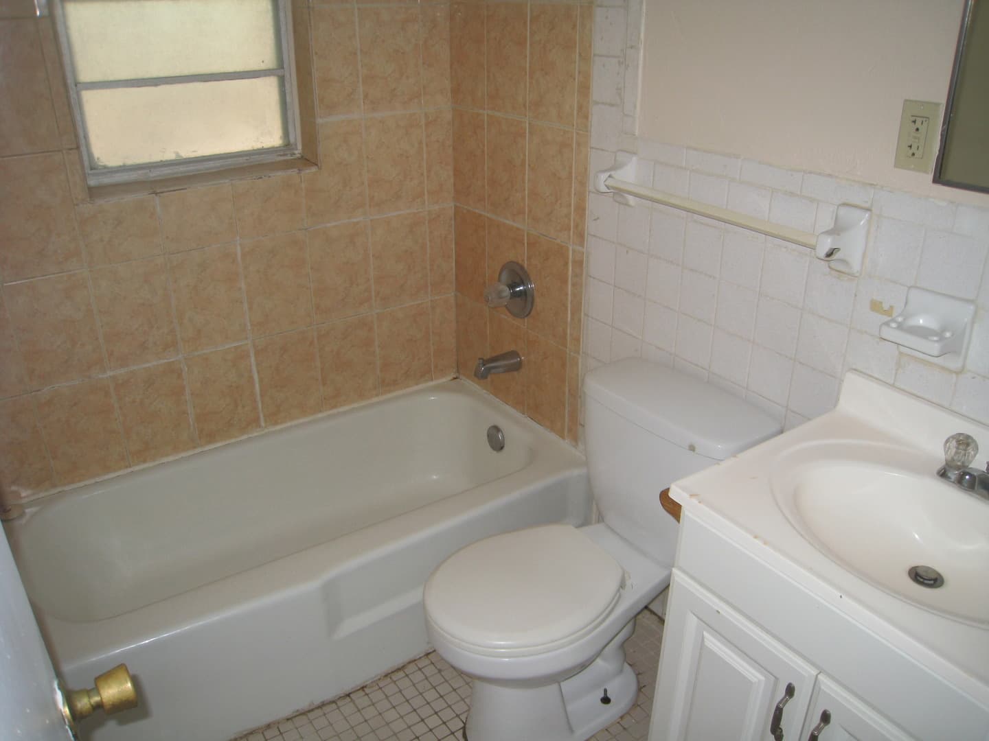 West Palm Beach Apartment: 1176 W 32nd Street