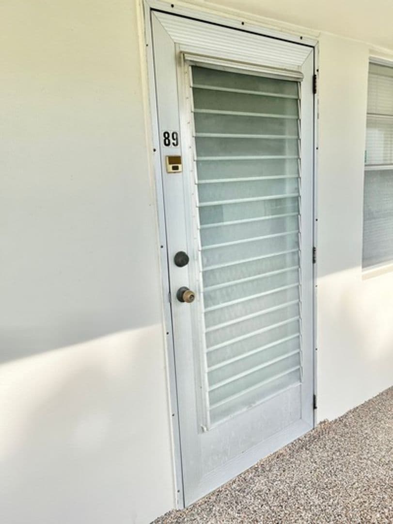 West Palm Beach House: 89 Sheffield D