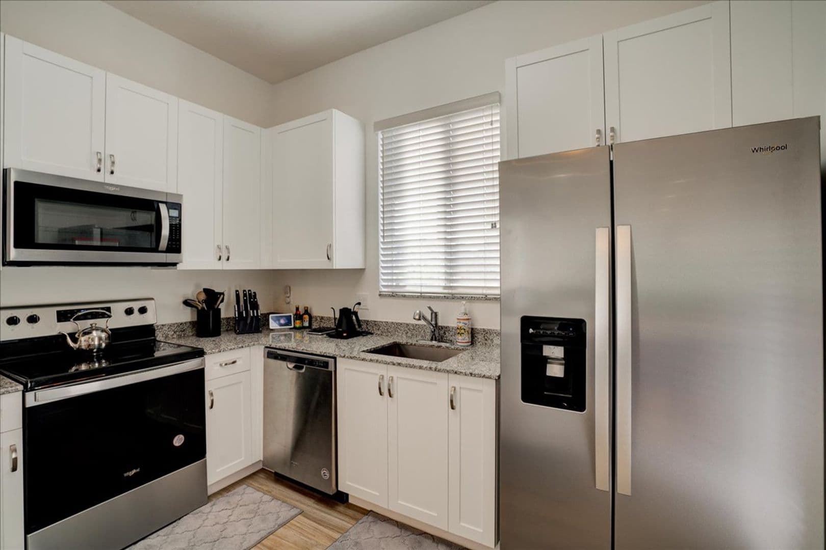 Wellington Apartment: 1451 Pioneer Way