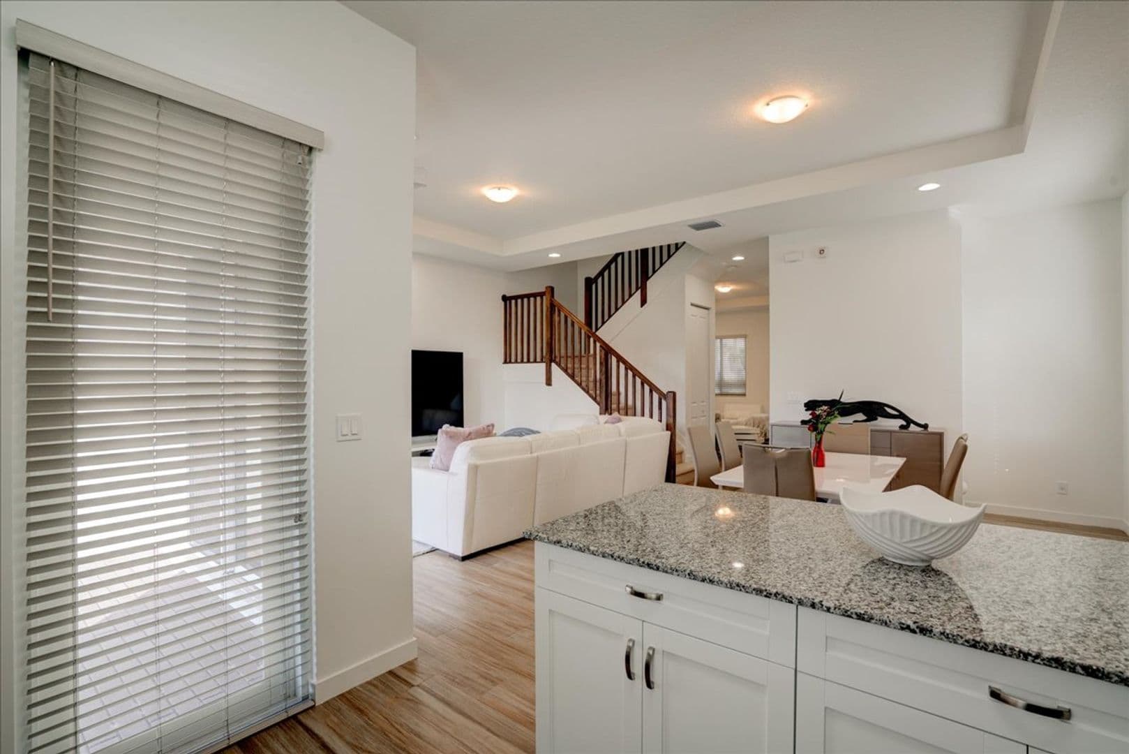 Wellington Apartment: 1451 Pioneer Way