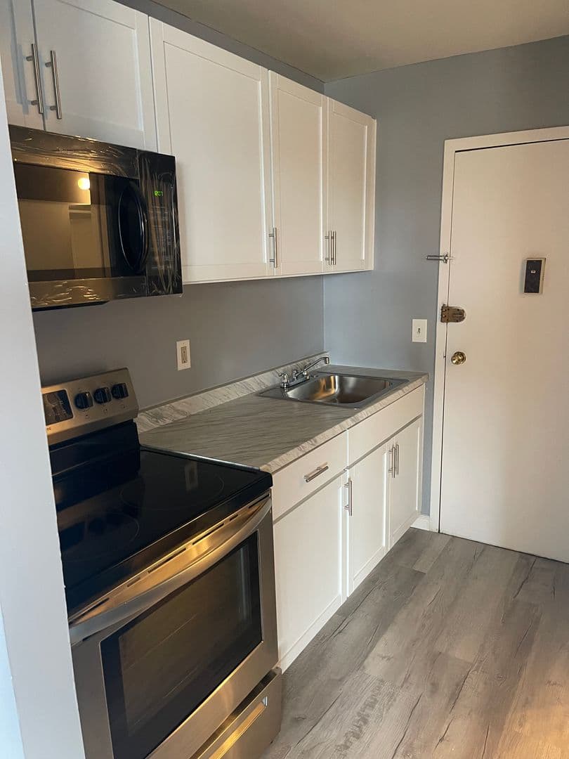 Syracuse Apartment: 106-122 Polk Street