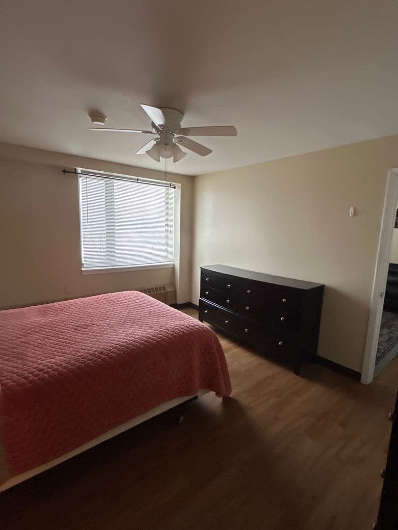 Rome Apartment: 80 Geiger Rd