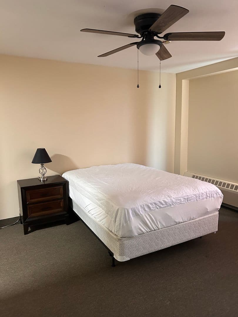 Rome Apartment: 80 Geiger Rd