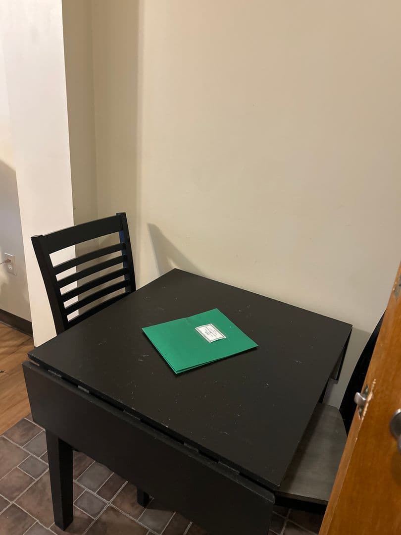 Rome Apartment: 80 Geiger Rd