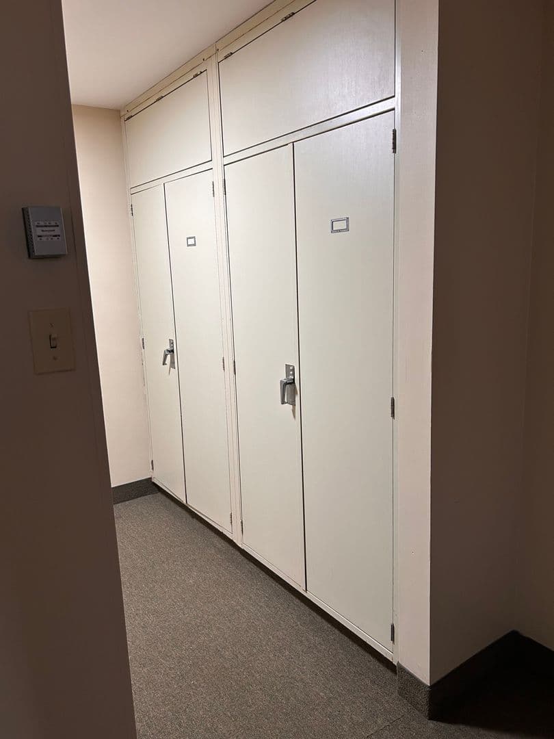 Rome Apartment: 80 Geiger Rd