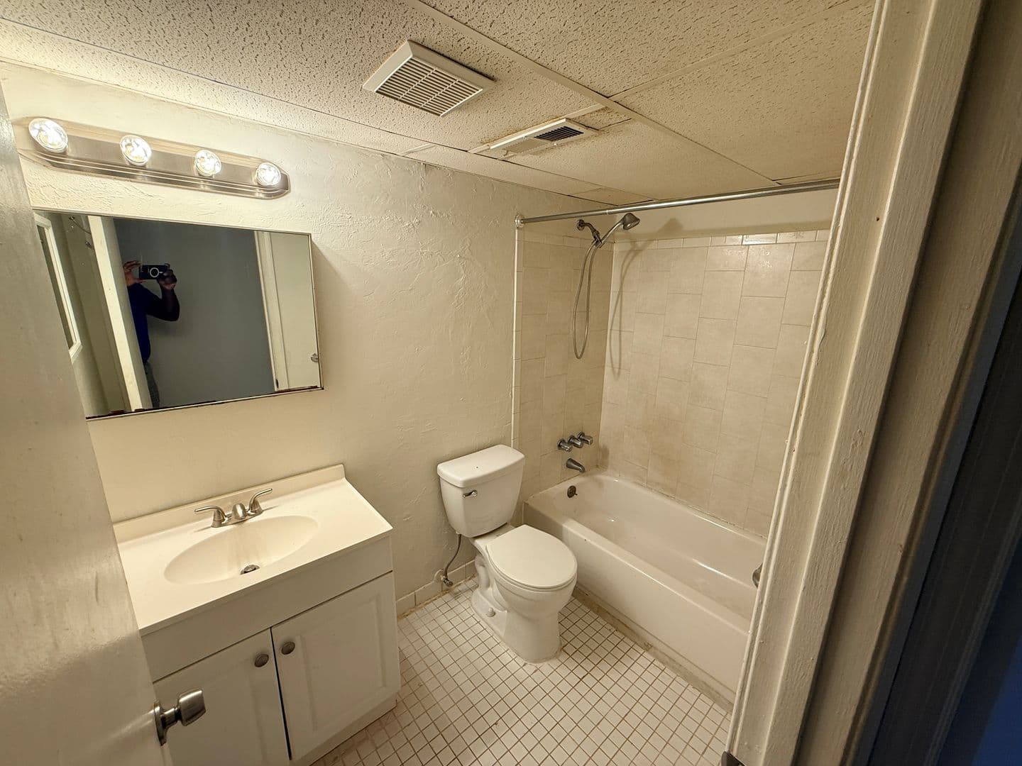 Charlotte Condo: 5805 Hunting Ridge Lane