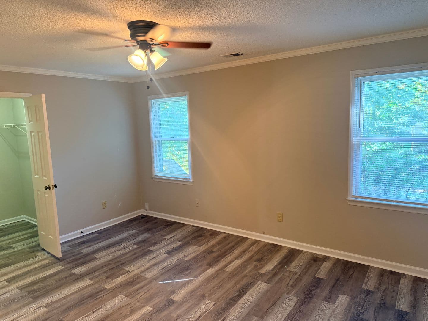 Charlotte House: 5932 Loch Arbor Lane