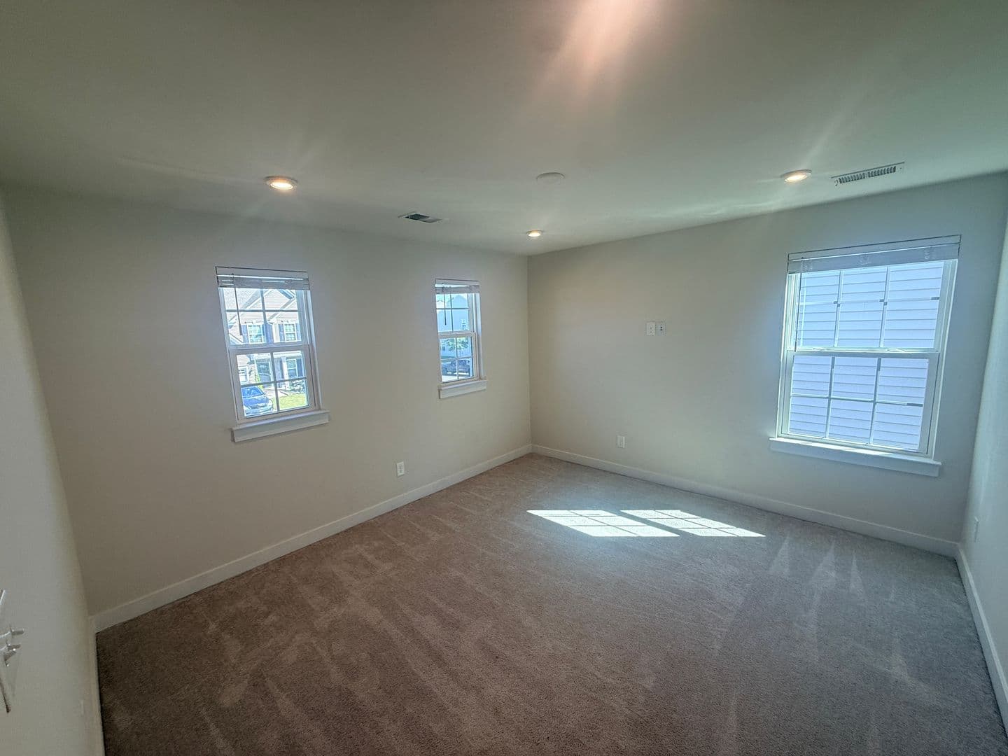 Monroe House: 1205 Hinson Forest Rd