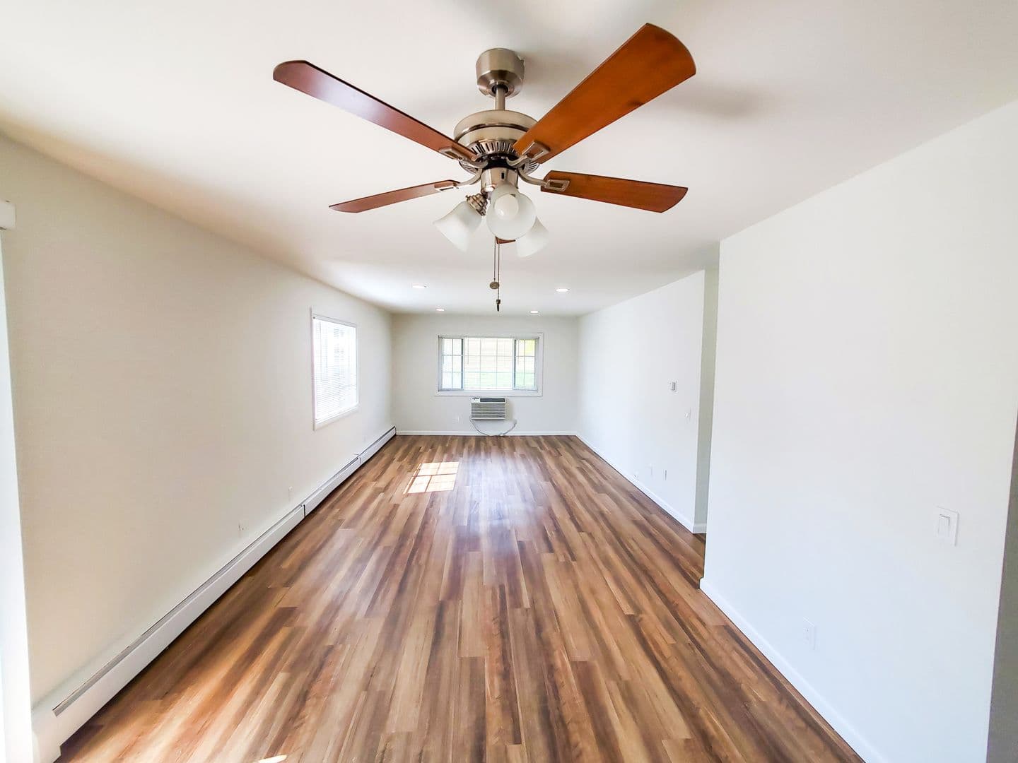 Fitchburg Apartment: 4929 Chalet Gardens Road