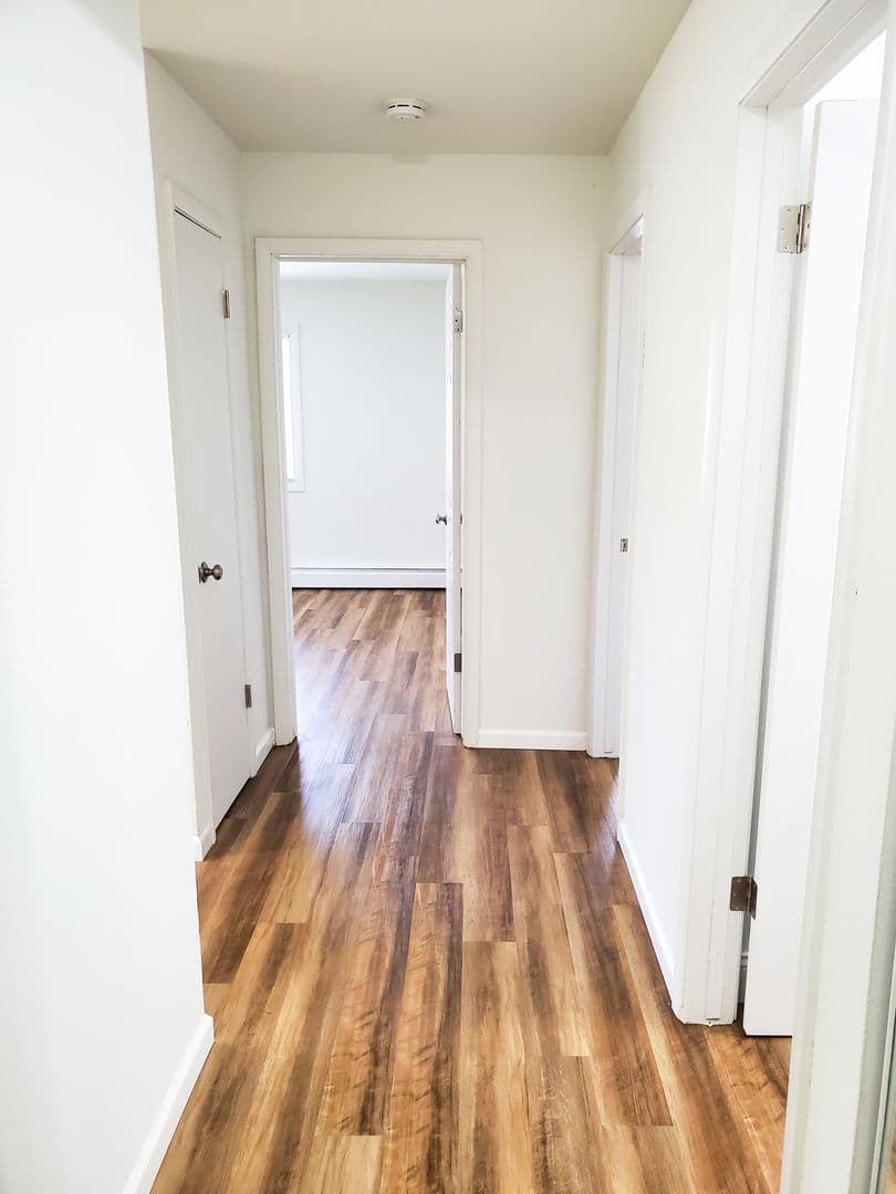 Fitchburg Apartment: 4929 Chalet Gardens Road